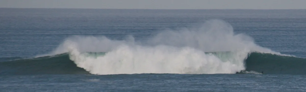 La vague de Belharra, au large d’Urrugne